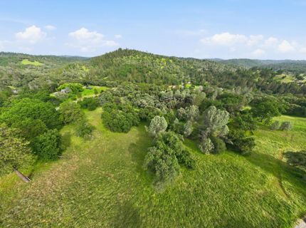 19371 Peyton Pl, Grass Valley, CA 95949 Photo