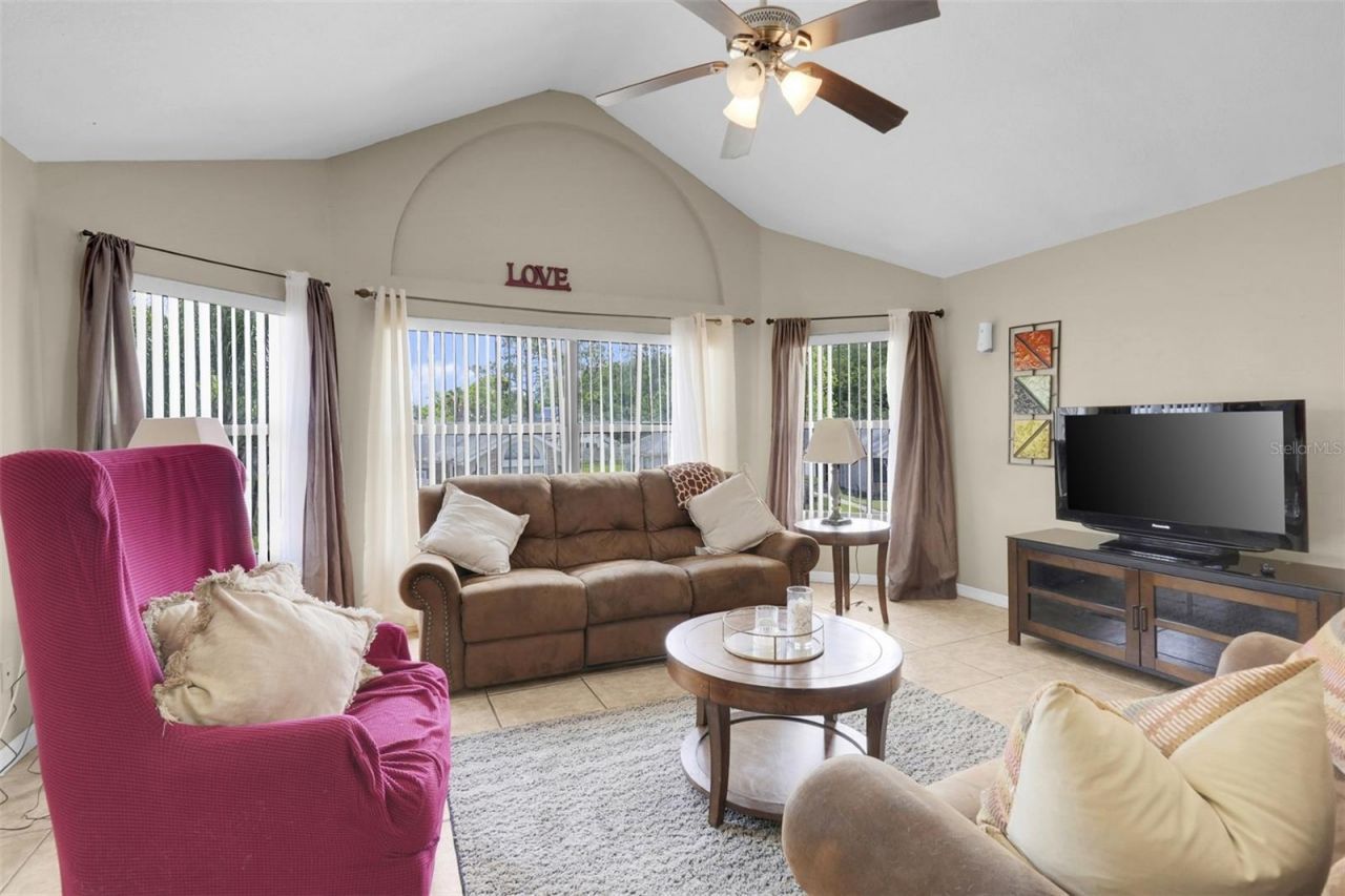2734 Rio Grande Trail, Unit 2734, Kissimmee, FL 34741 Photo