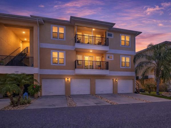 6395 BANYAN BOULEVARD , Unit 303, NEW PORT RICHEY, FL 34652