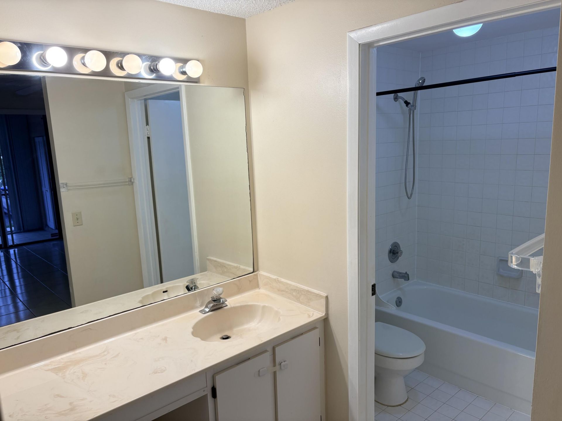 12060 NW 11th Street, Unit 12060, Pembroke Pines, FL 33026 Photo