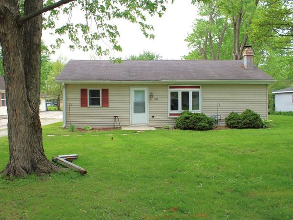 480 N 3rd Avenue , Coal City, IL 60416