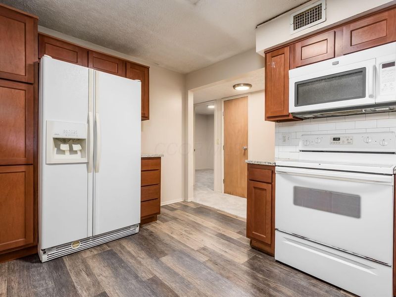 100 Chittenden Avenue, Columbus, OH 43201 Photo 10