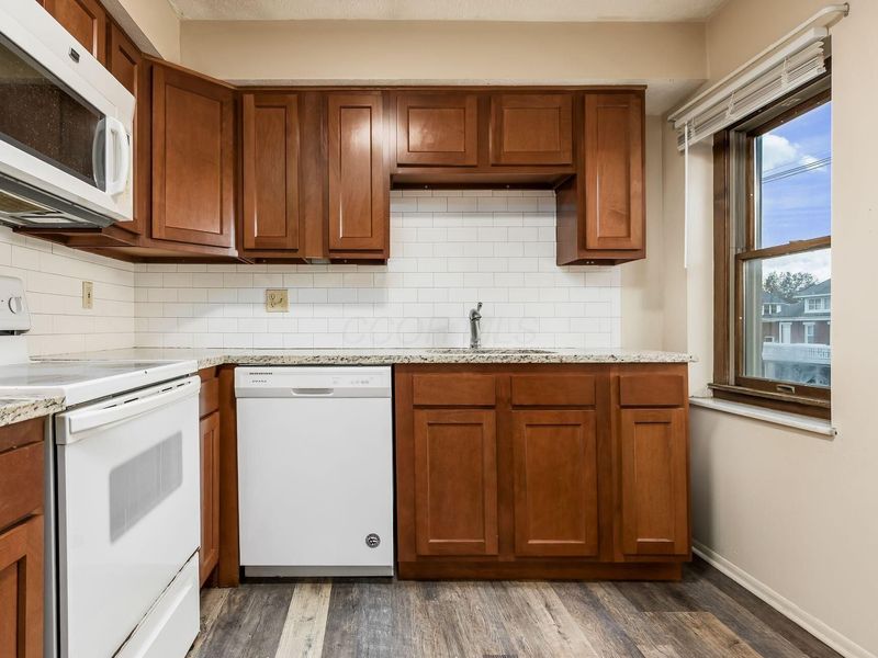 100 Chittenden Avenue, Columbus, OH 43201 Photo 12
