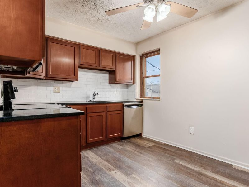 100 Chittenden Avenue, Columbus, OH 43201 Photo 7