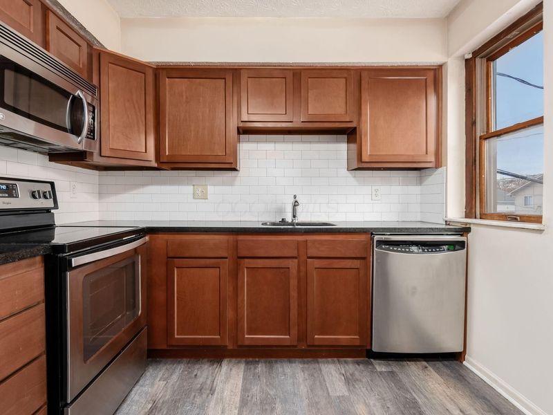 100 Chittenden Avenue, Columbus, OH 43201 Photo 8