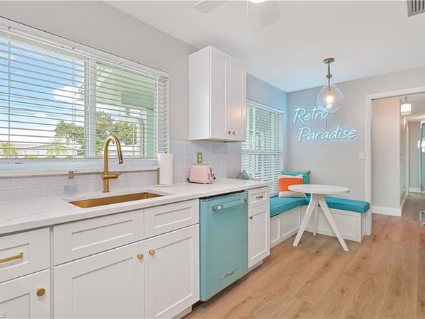 3013 SE 17th PL , CAPE CORAL, FL 33904