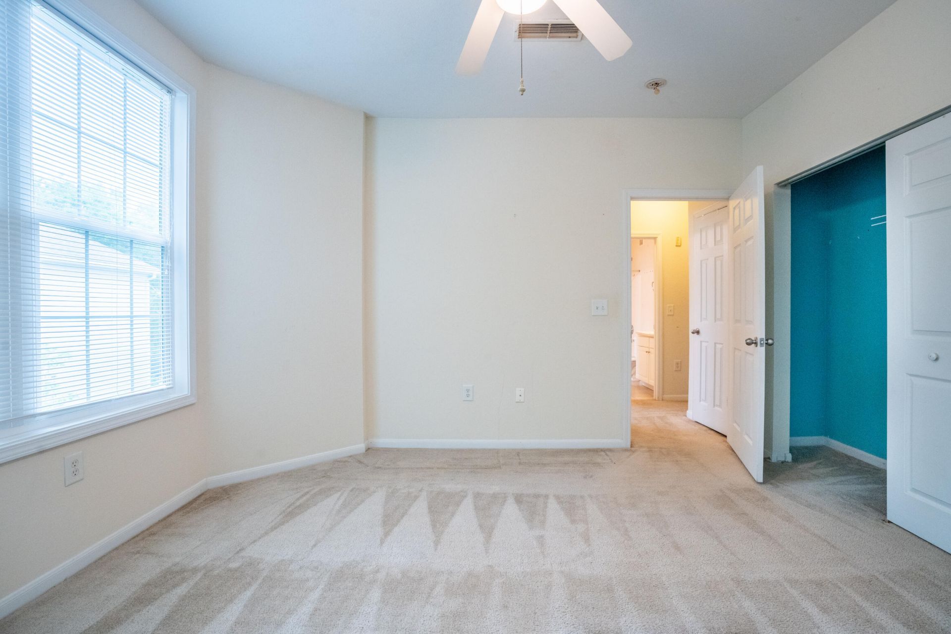 60 Fenwick Hall Alley Photo 22