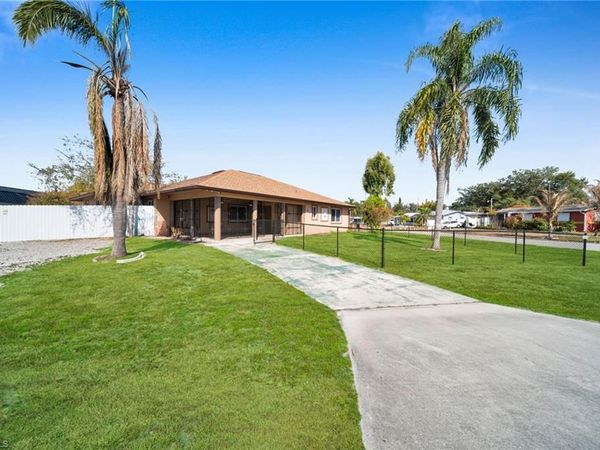 15 WILLOW ST, LEHIGH ACRES, FL 33936