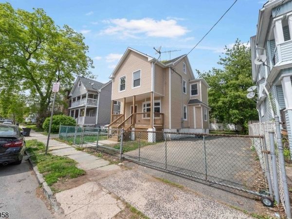 55 Kenmore Ave, Newark, NJ 07106