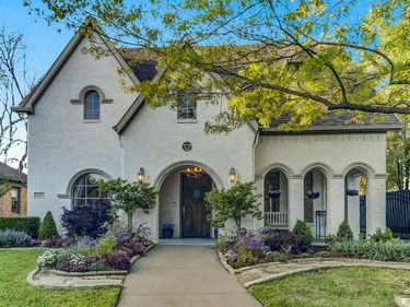 5527 McCommas Boulevard, Dallas, TX 75206