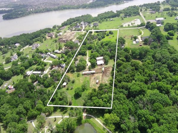 1189 Lloyds Road , Little Elm, TX 75068