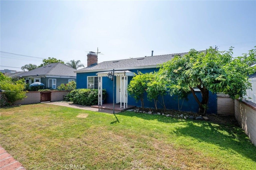 926 W Palm, Burbank, CA 91506 Main Photo