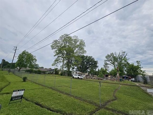 5531 roundtop Drive , Sherwood, AR 72120