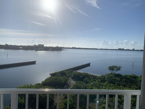 20 Harbour Isle Drive West W, Fort Pierce, FL 34949