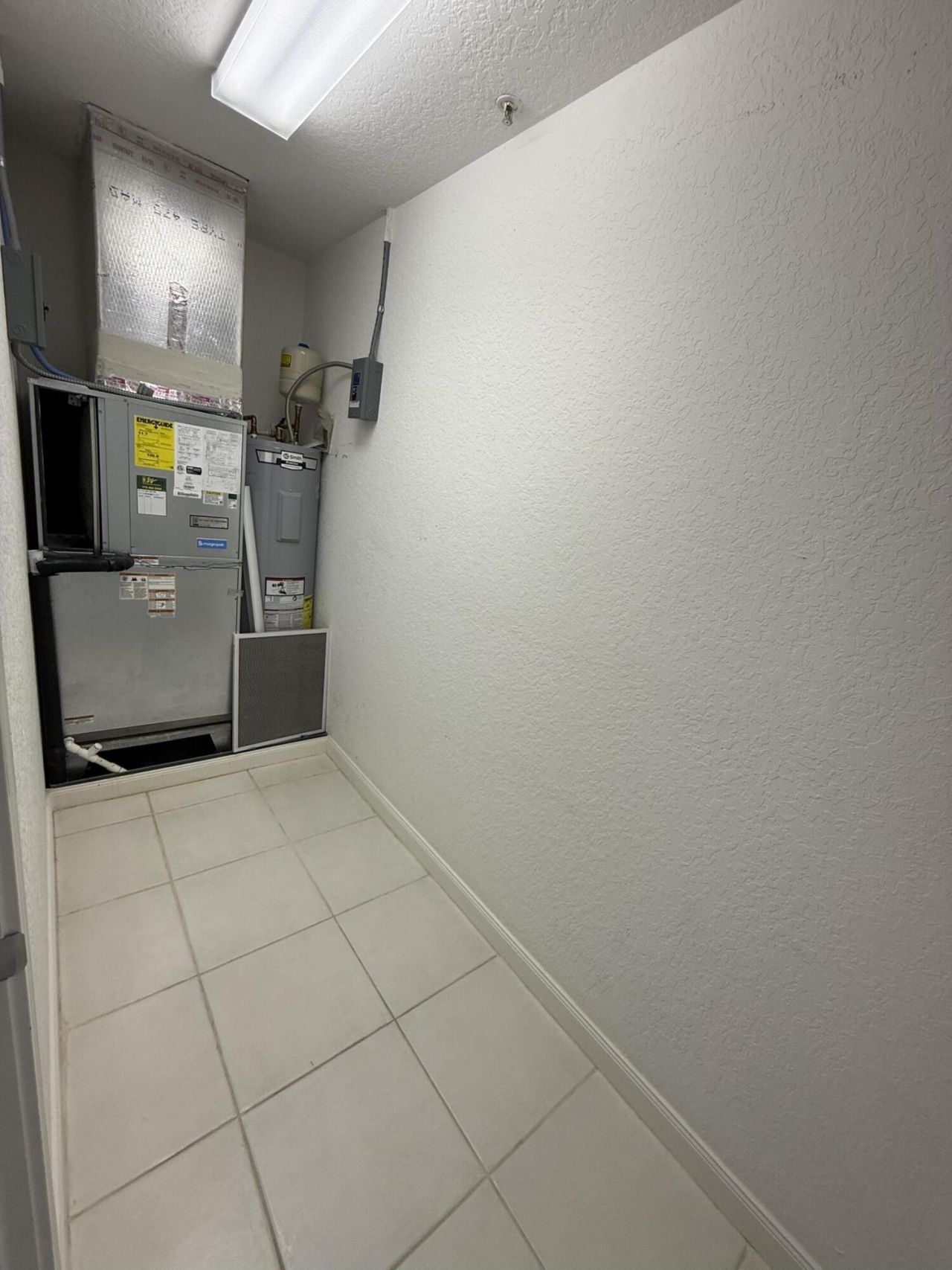 20 Harbour Isle Drive W, Unit Ph01, Fort Pierce, FL 34949 Photo