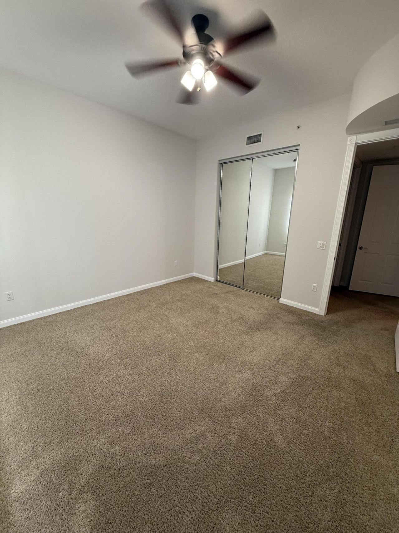 20 Harbour Isle Drive W, Unit Ph01, Fort Pierce, FL 34949 Photo