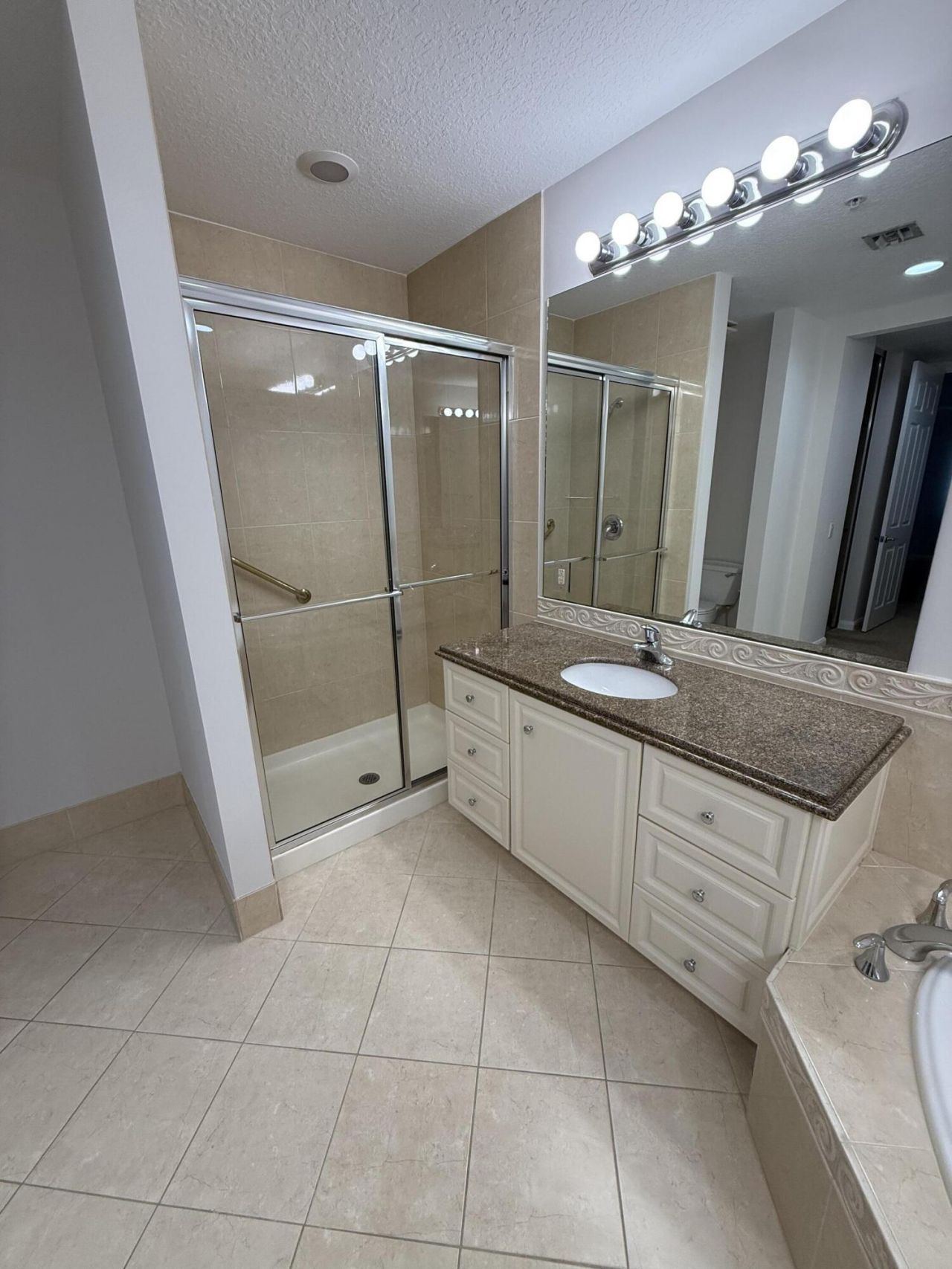 20 Harbour Isle Drive W, Unit Ph01, Fort Pierce, FL 34949 Photo