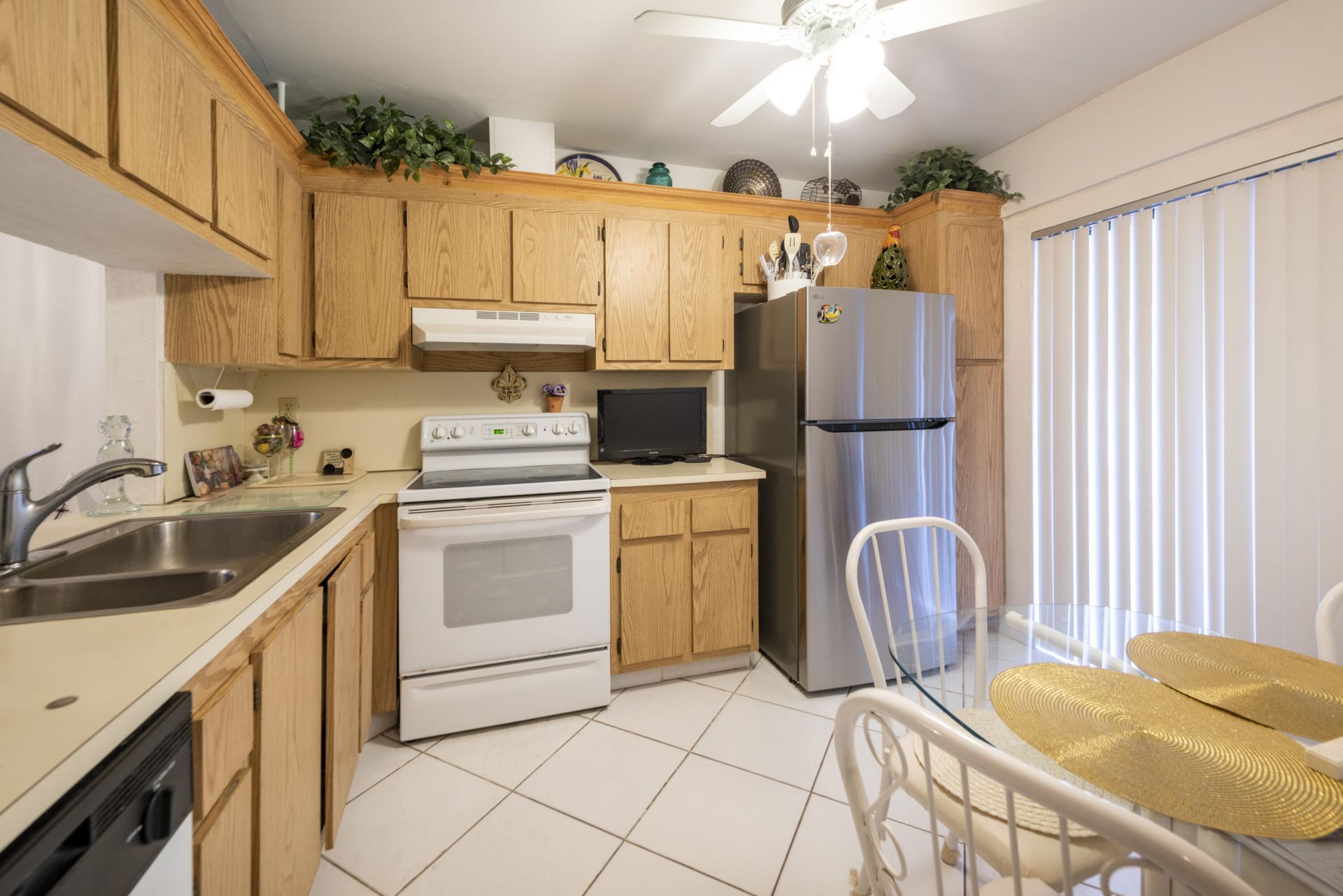 9279 Wedgewood Drive, Unit B20, Tamarac, FL 33321 Photo