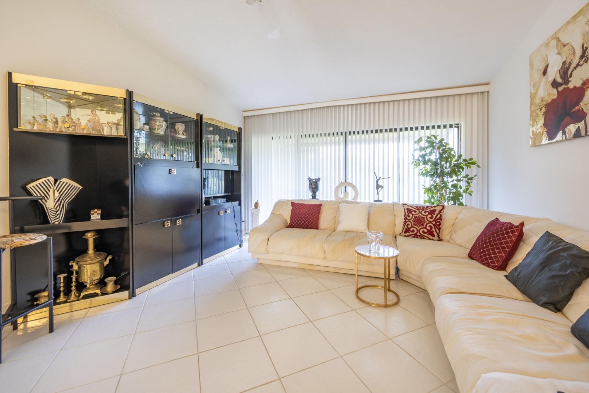 9279 Wedgewood Drive, Unit B20, Tamarac, FL 33321 Photo