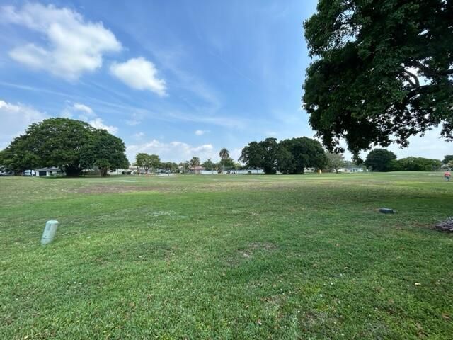 9279 Wedgewood Drive, Unit B20, Tamarac, FL 33321 Photo