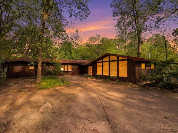 733 N Dartmouth Street, Kalamazoo, MI 49006