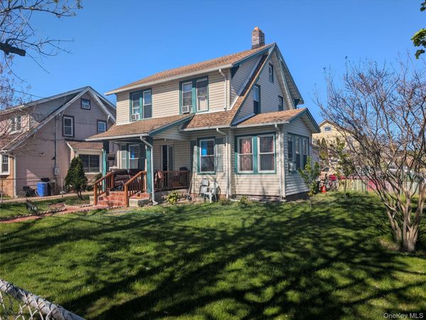 216 N Ocean Avenue, Freeport, NY 11520