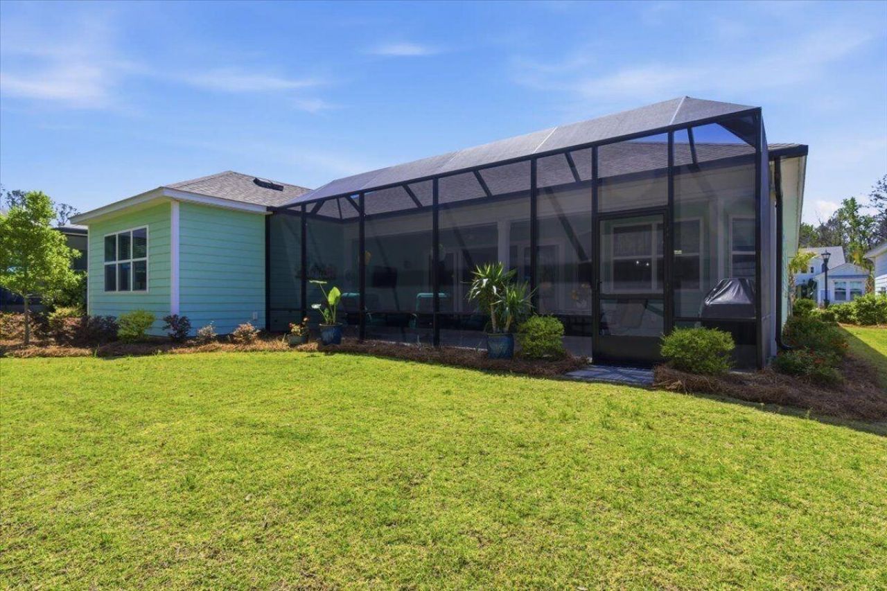 1123 Caribbean Soul Avenue Photo 32