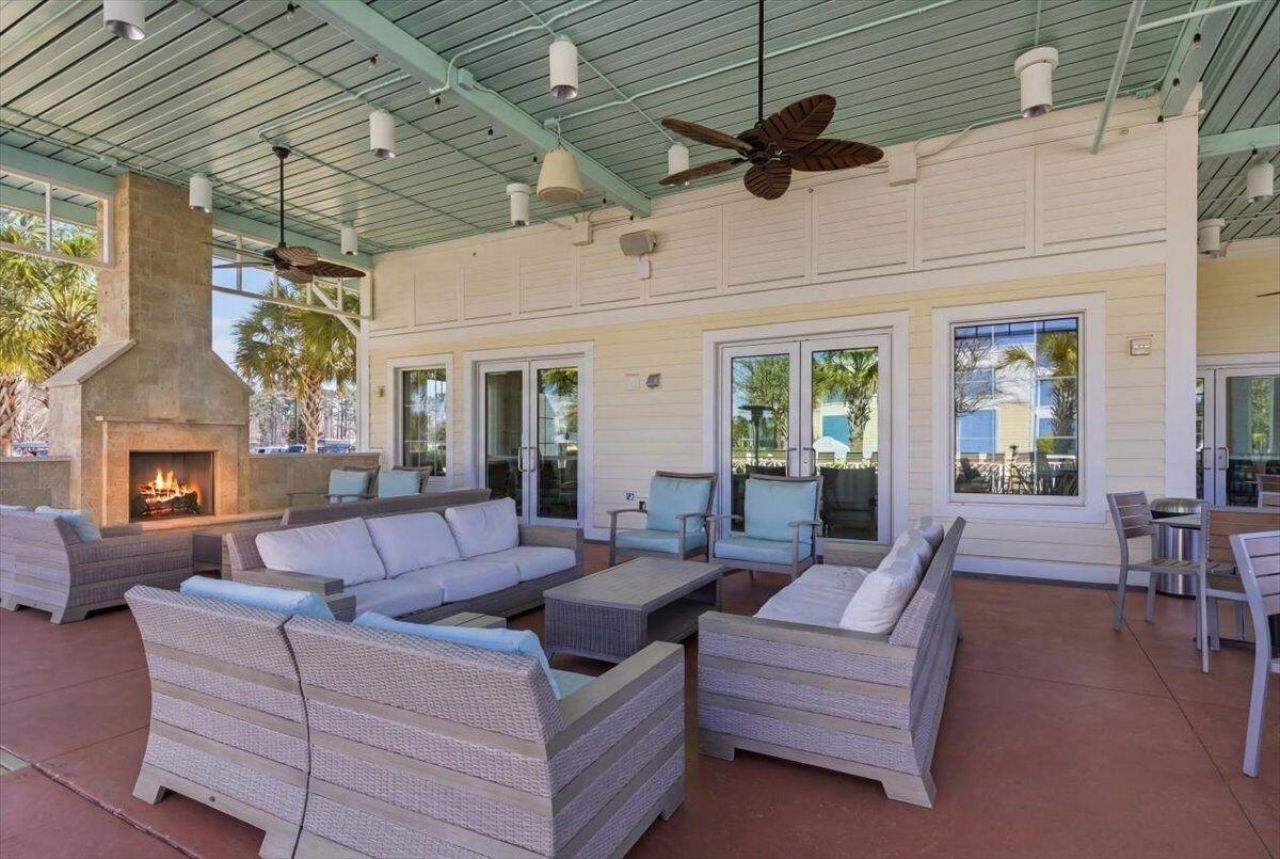 1123 Caribbean Soul Avenue Photo 40