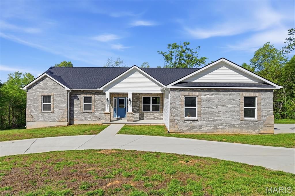 1509 Buck View, Festus, MO 63028 Main Photo