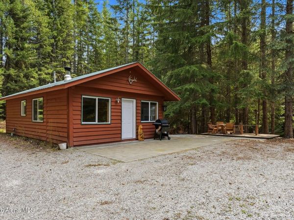 354 Fall Creek Rd , Naples, ID 83847