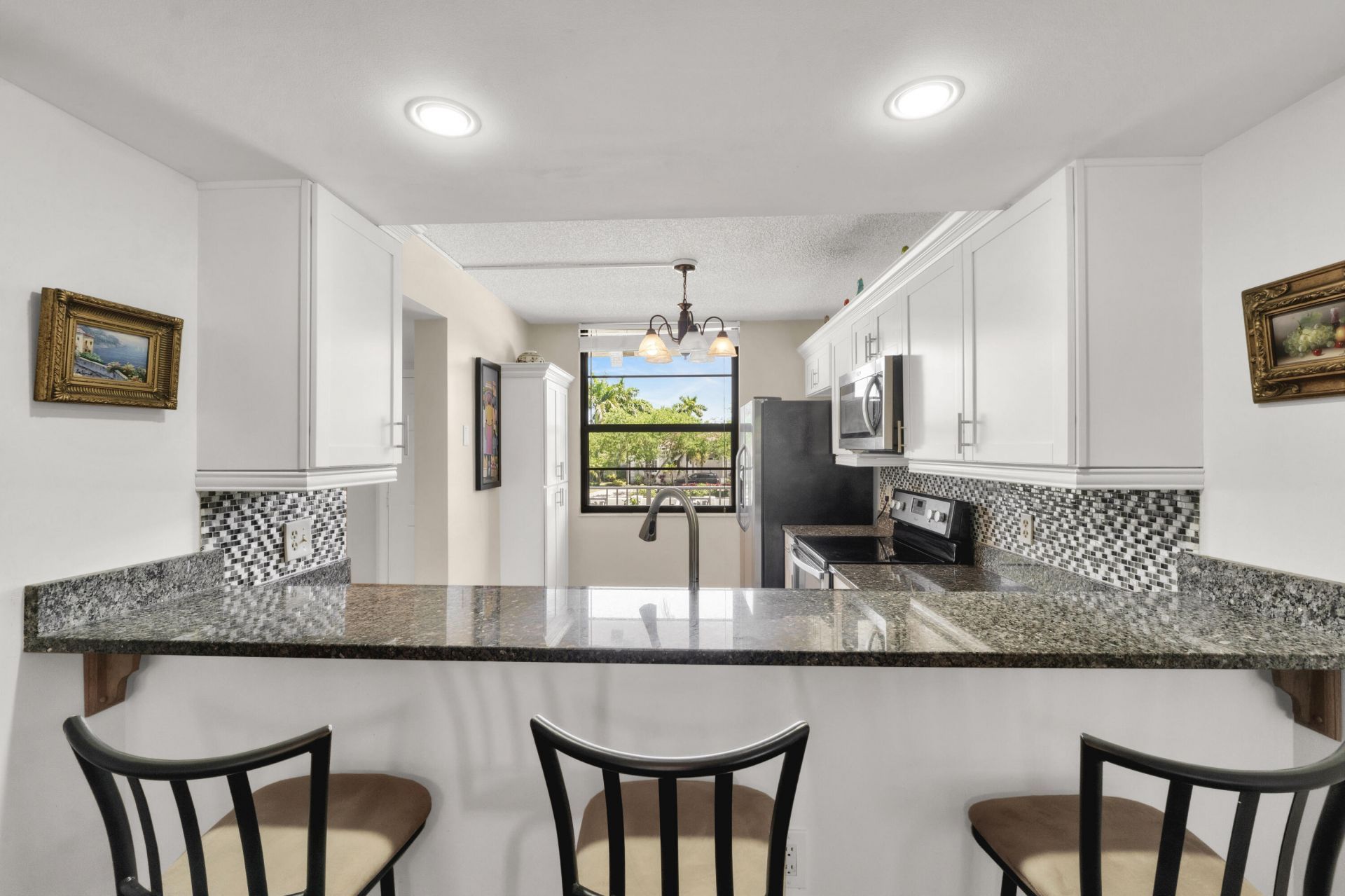 3716 Whitehall Drive, Unit 202, West Palm Beach, FL 33401 Photo