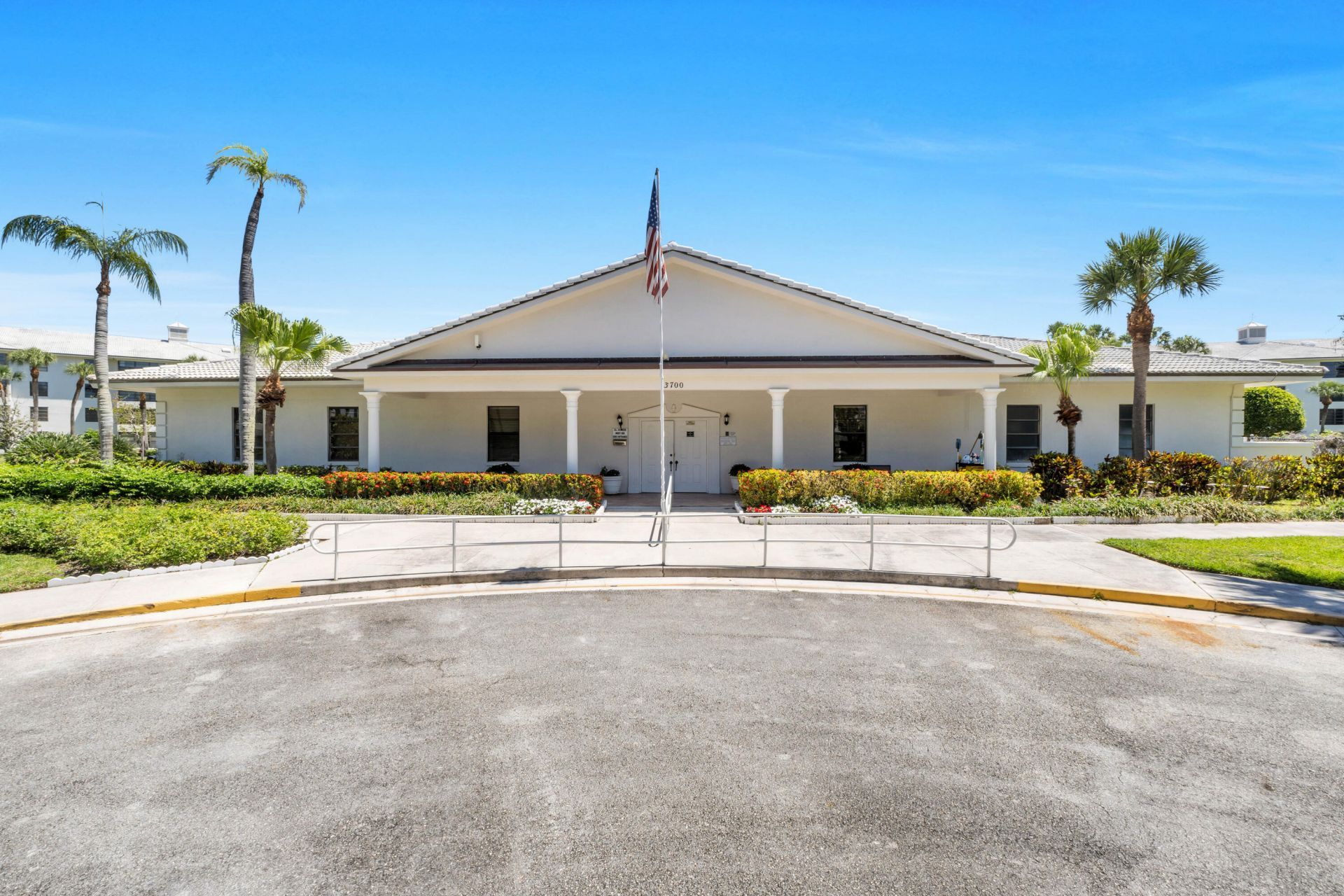 3716 Whitehall Drive, Unit 202, West Palm Beach, FL 33401 Photo