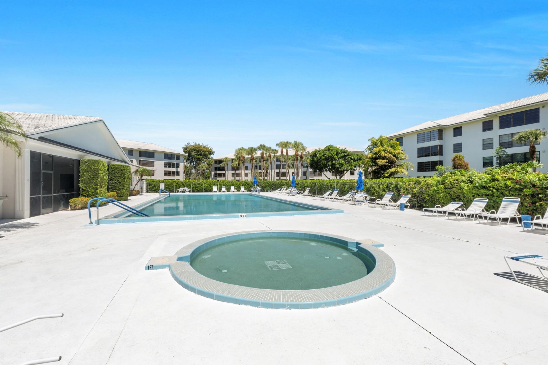 3716 Whitehall Drive, Unit 202, West Palm Beach, FL 33401 Photo