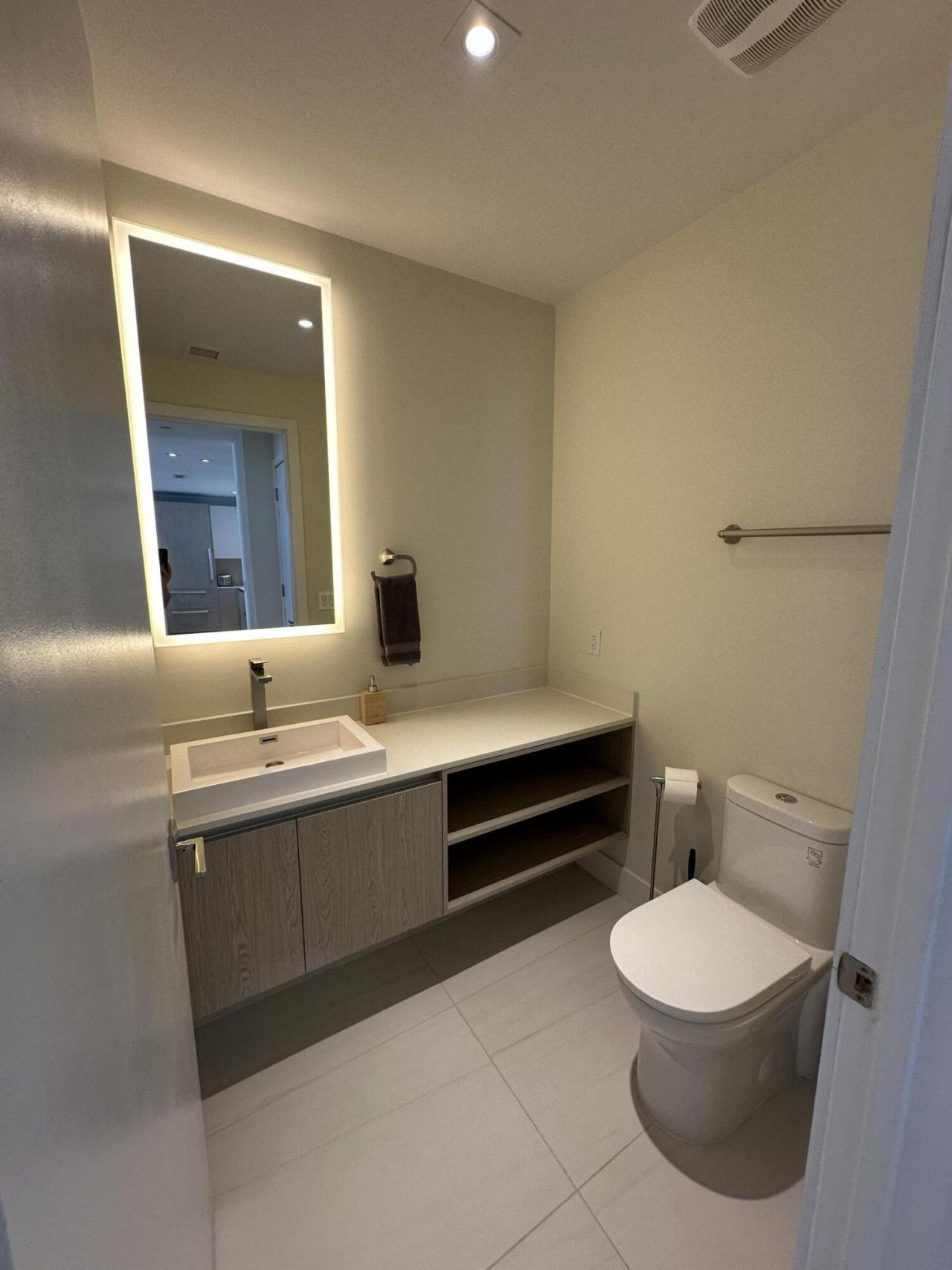 3100 N Ocean Drive, Unit # H-1701, Riviera Beach, FL 33404 Photo
