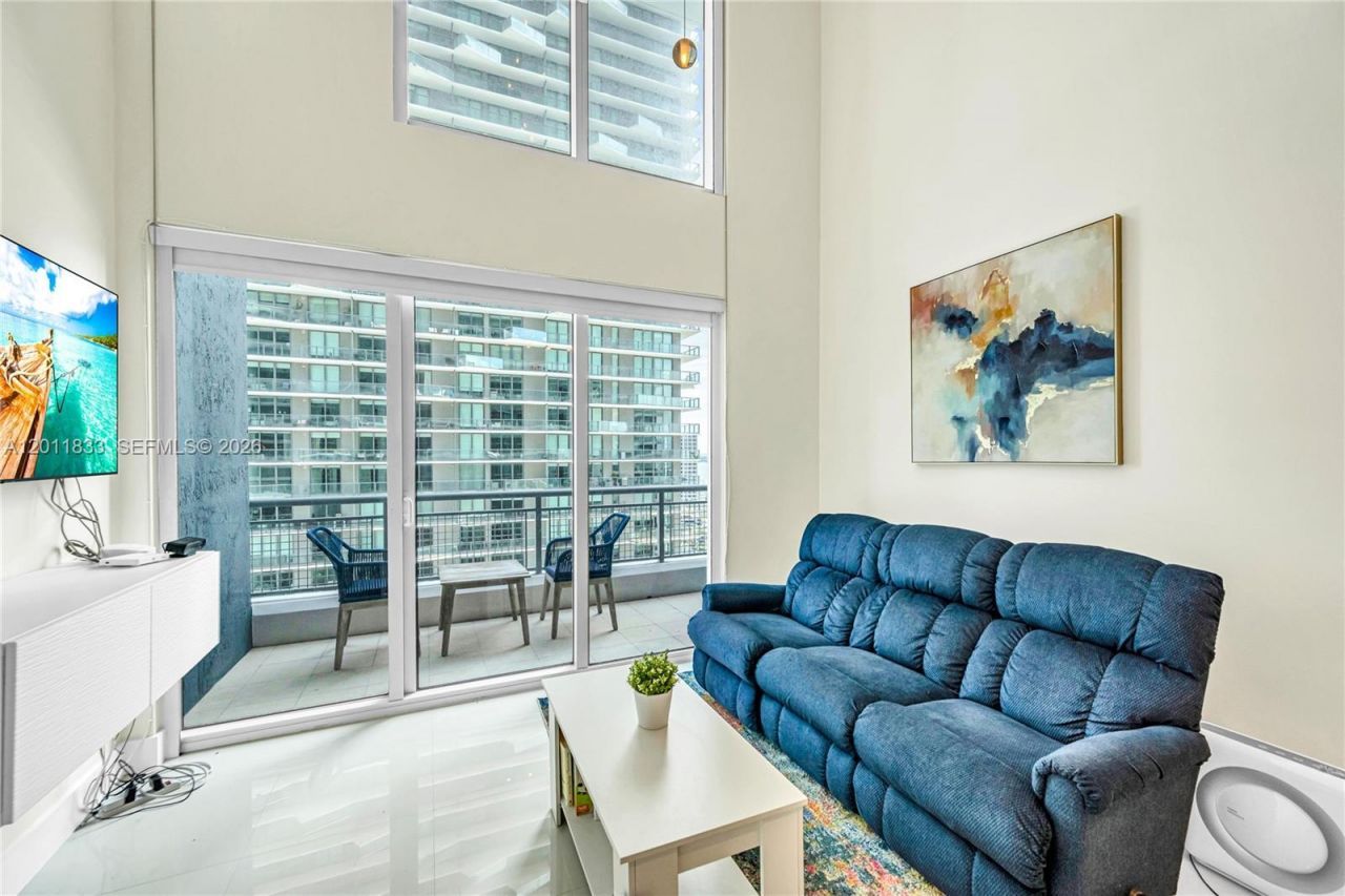 60 SW 13th St , Unit 2014, Miami, FL 33130 Photo