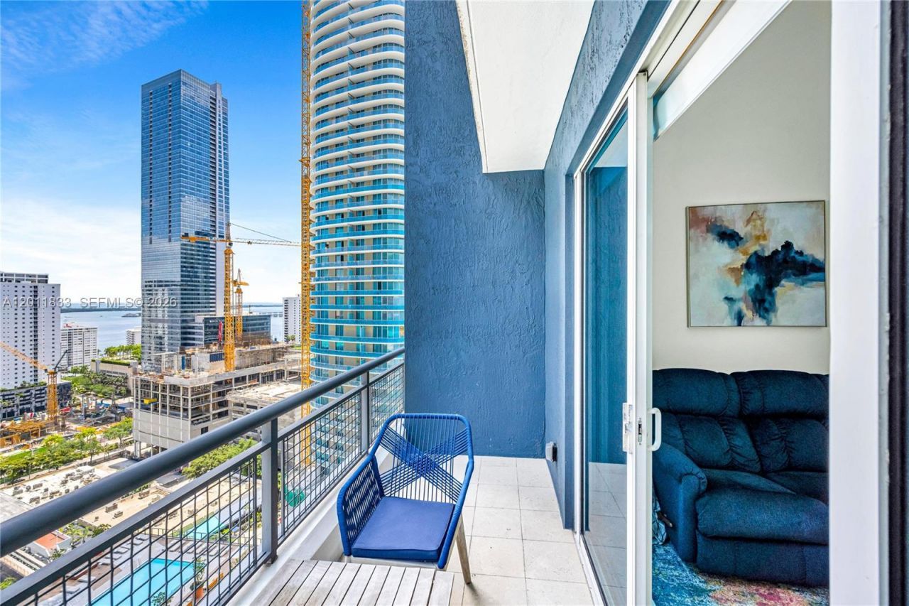 60 SW 13th St , Unit 2014, Miami, FL 33130 Photo