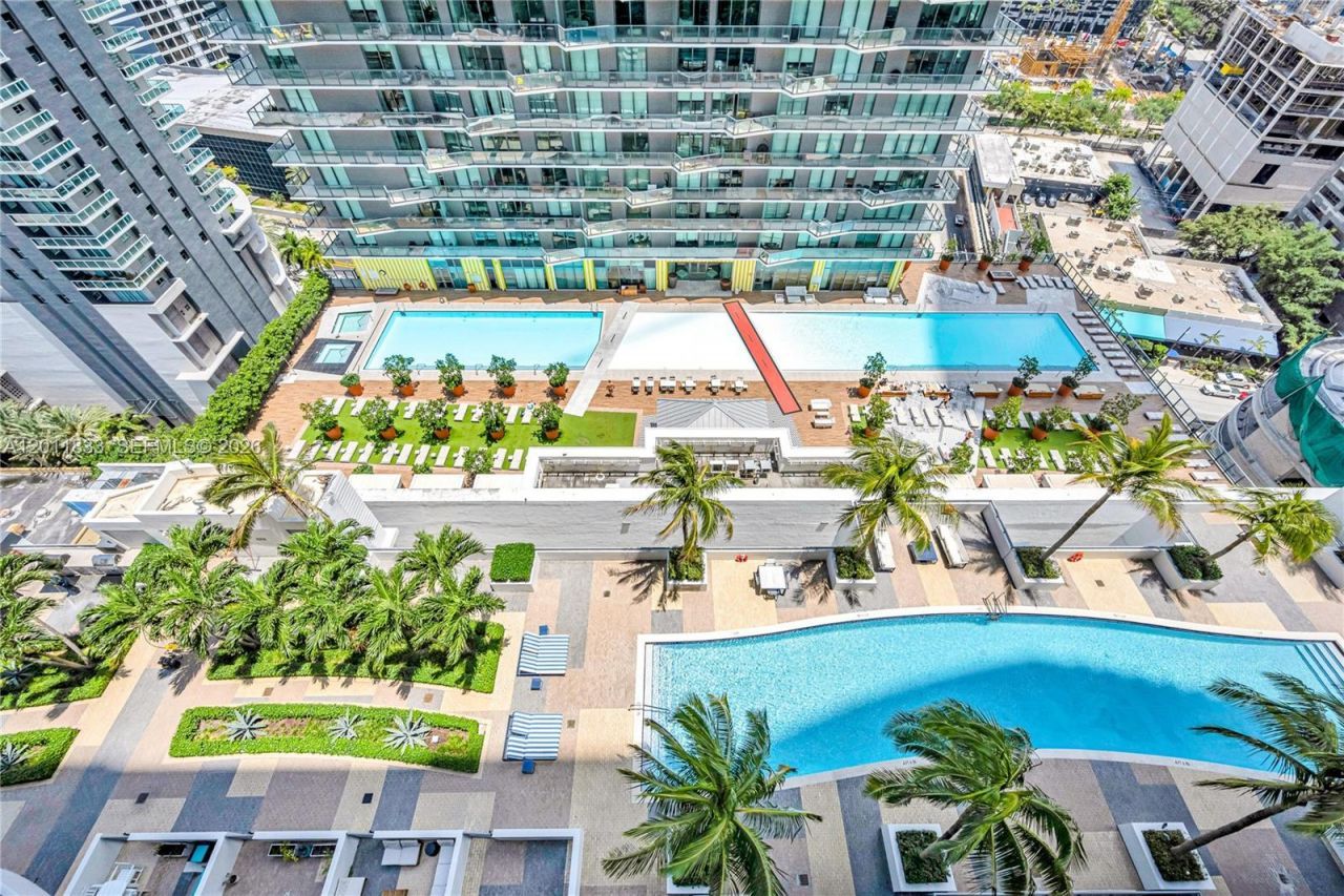 60 SW 13th St , Unit 2014, Miami, FL 33130 Photo