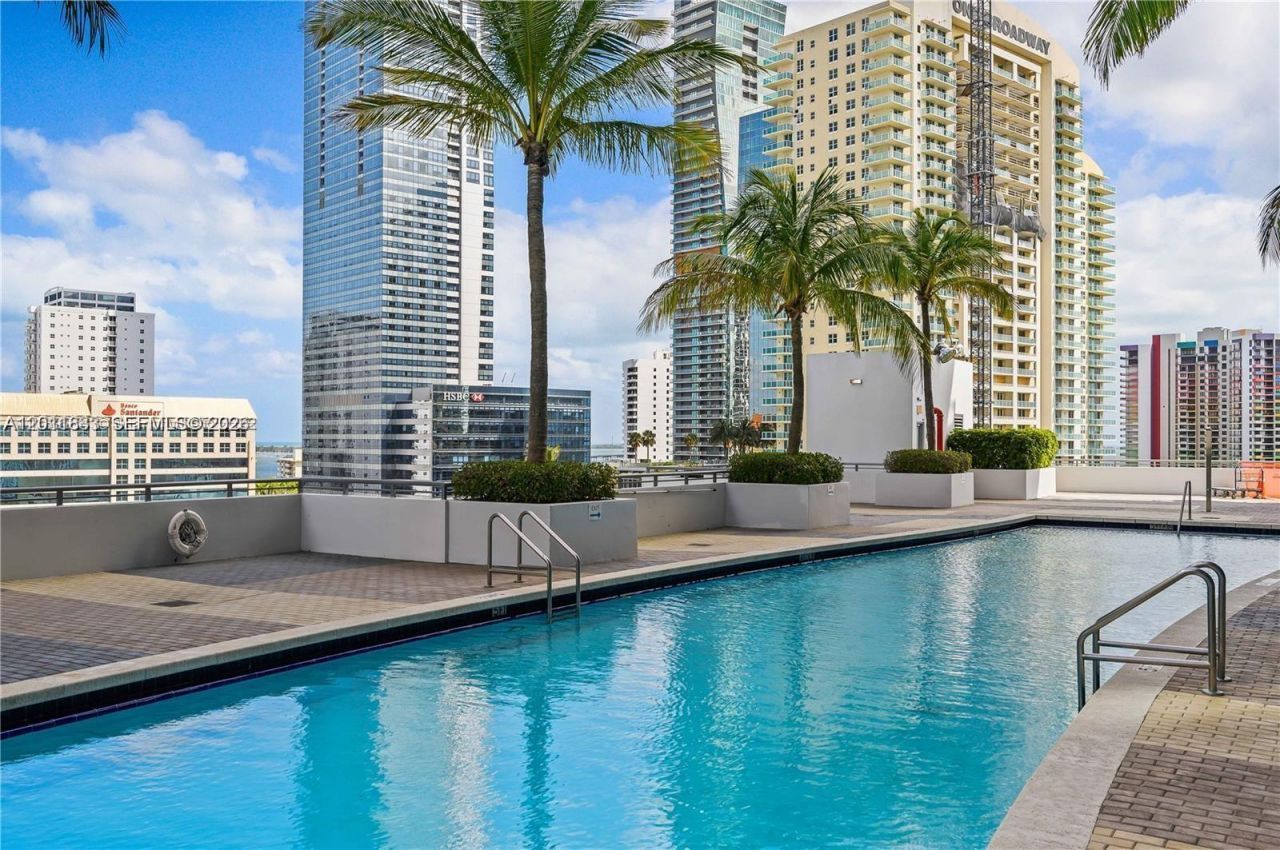 60 SW 13th St , Unit 2014, Miami, FL 33130 Photo
