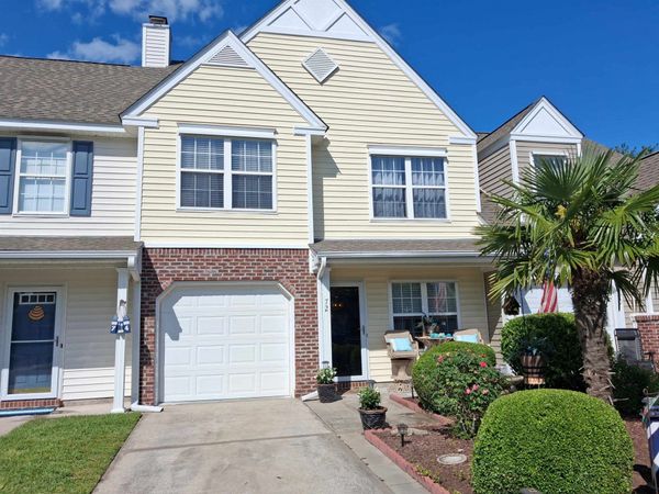 72 Pond View Dr., Pawleys Island, SC 29585