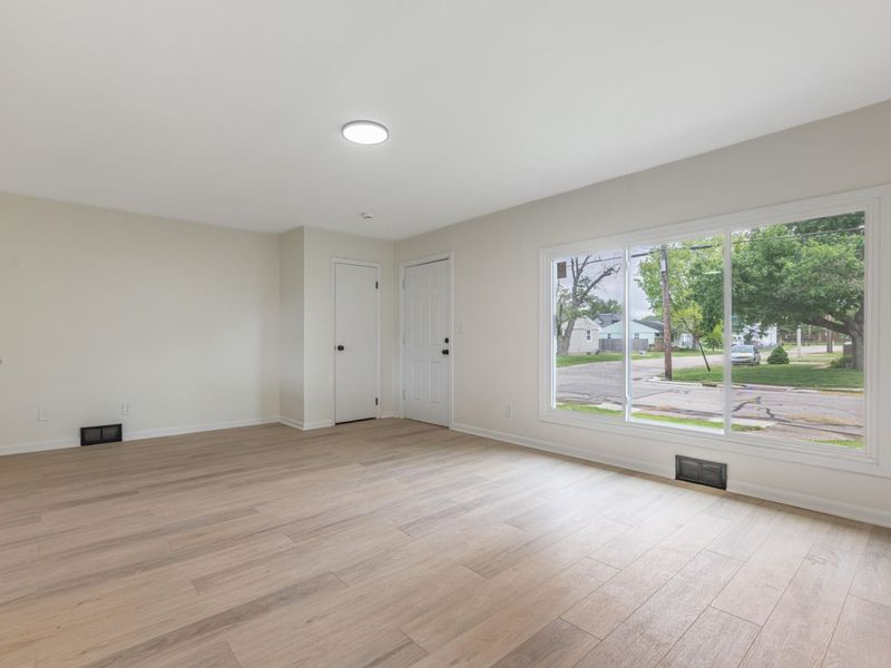 812 S Walnut Street, Urbana, OH 43078 Photo 4