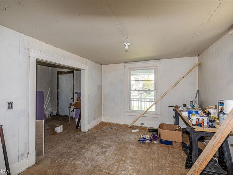 1107 W 2nd Street, Lorain, OH 44052 Photo 11