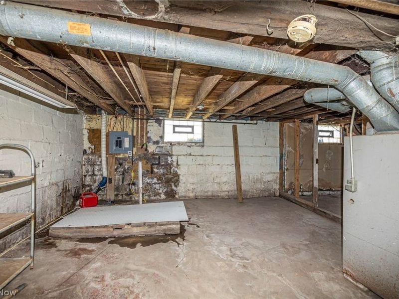 1107 W 2nd Street, Lorain, OH 44052 Photo 28