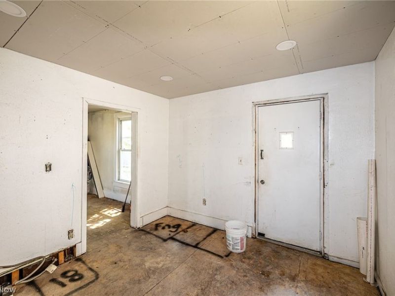1107 W 2nd Street, Lorain, OH 44052 Photo 29