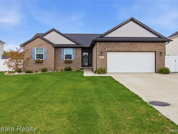 8197 Hidden Cove Court, Mundy Twp, MI 48439