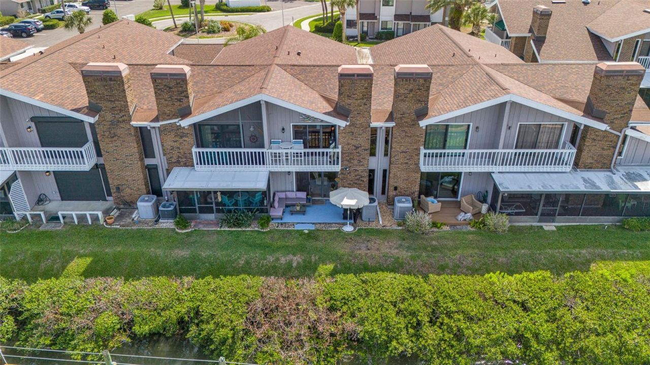 121 Lagoon Court, New Smyrna Beach, FL 32169 Photo