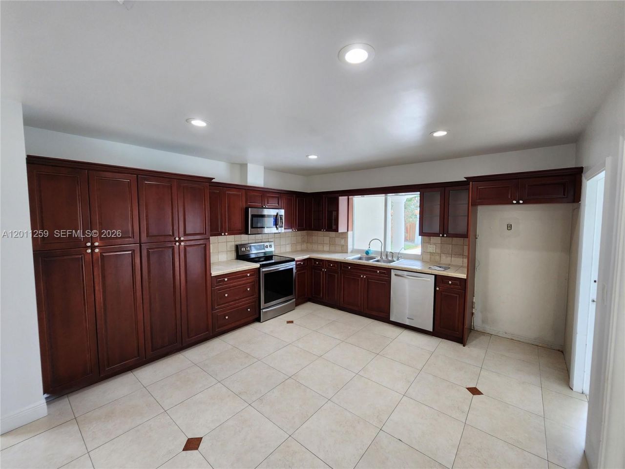 4233 S Jackson St , Hollywood, FL 33021 Photo