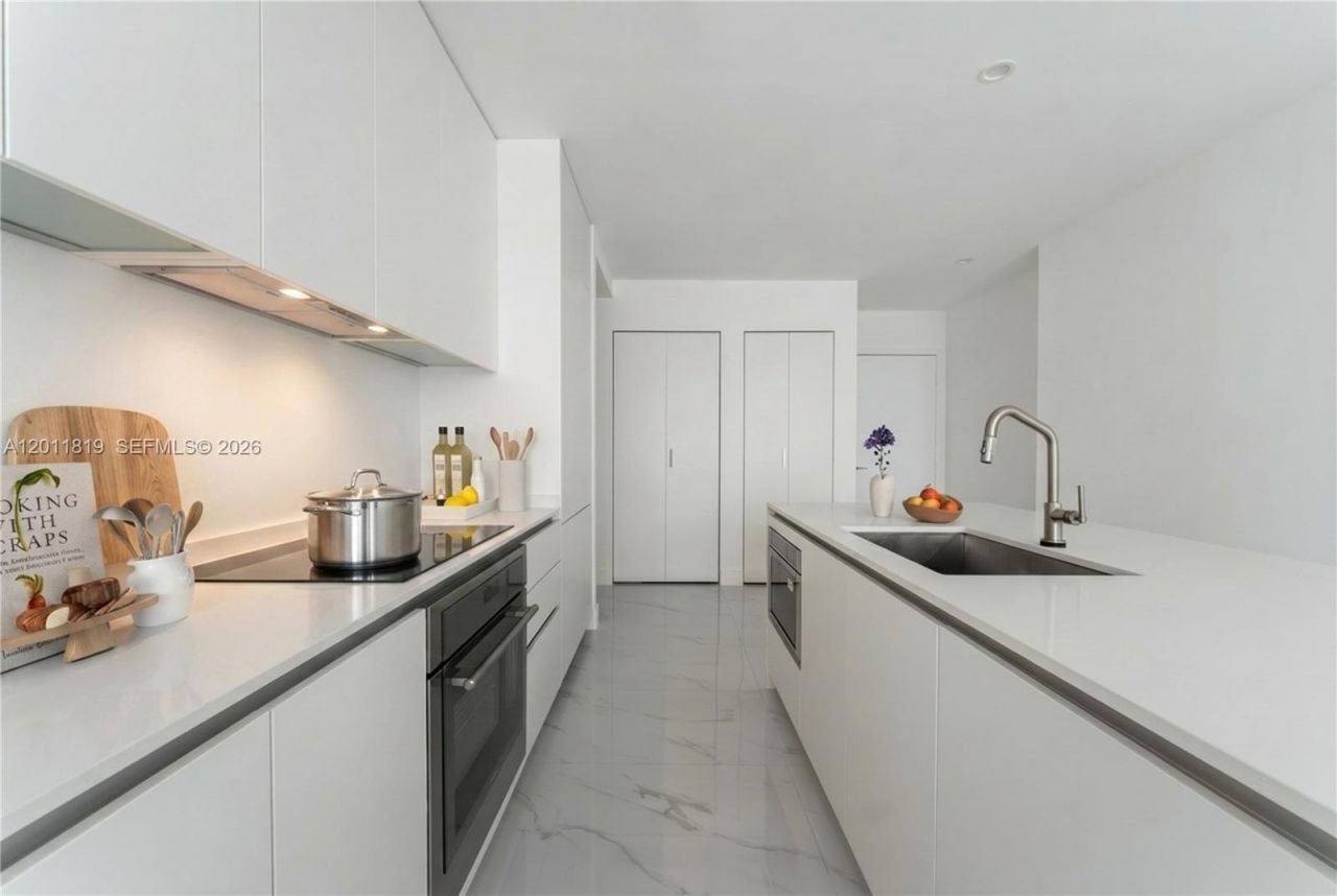 700 NE 24, Unit 2504, Miami, FL 33137 Photo