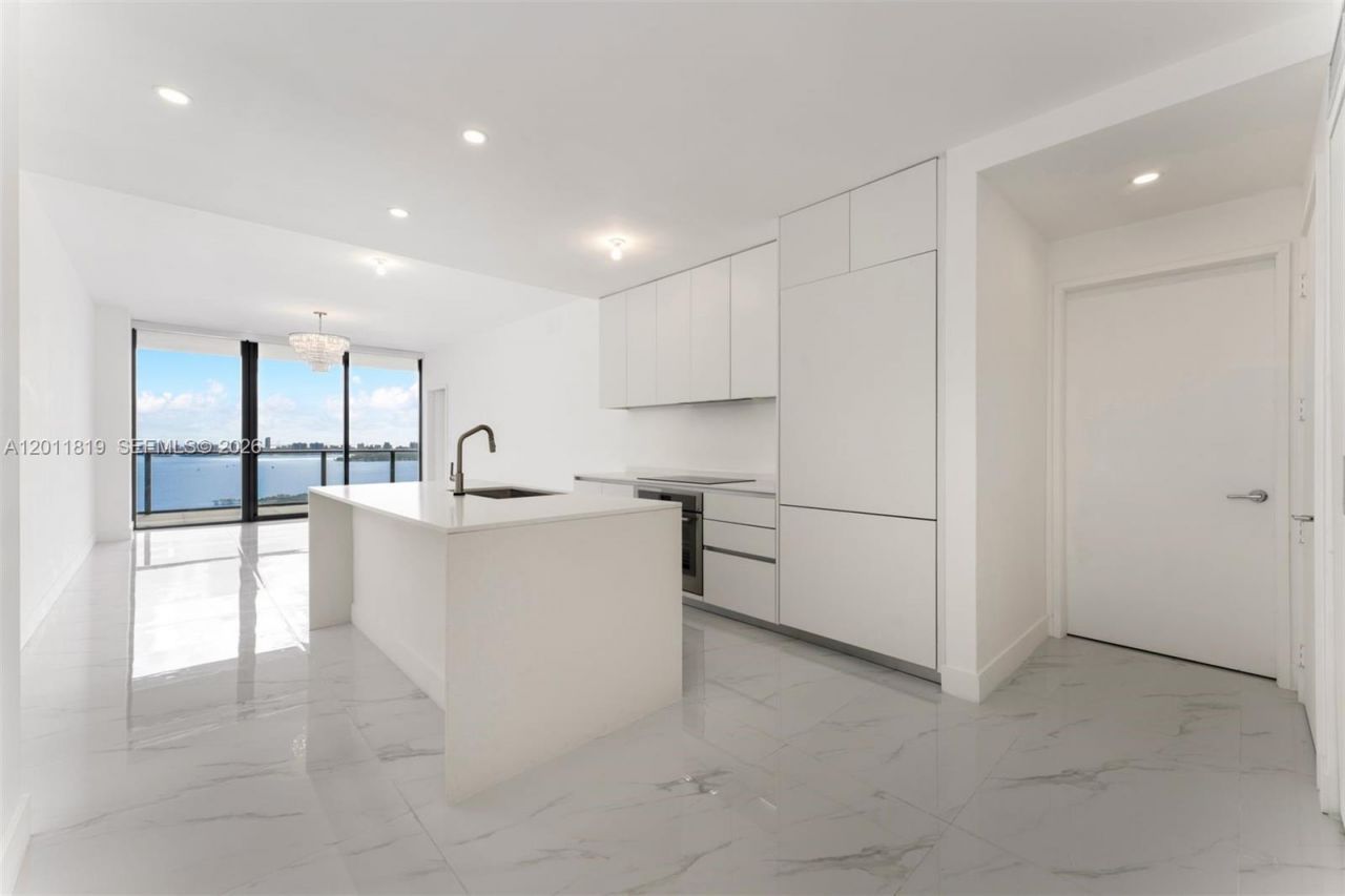 700 NE 24, Unit 2504, Miami, FL 33137 Photo