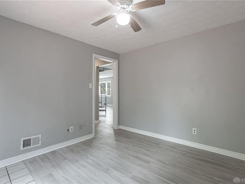 521 Oakview Drive, Dayton, OH 45429 Photo 11