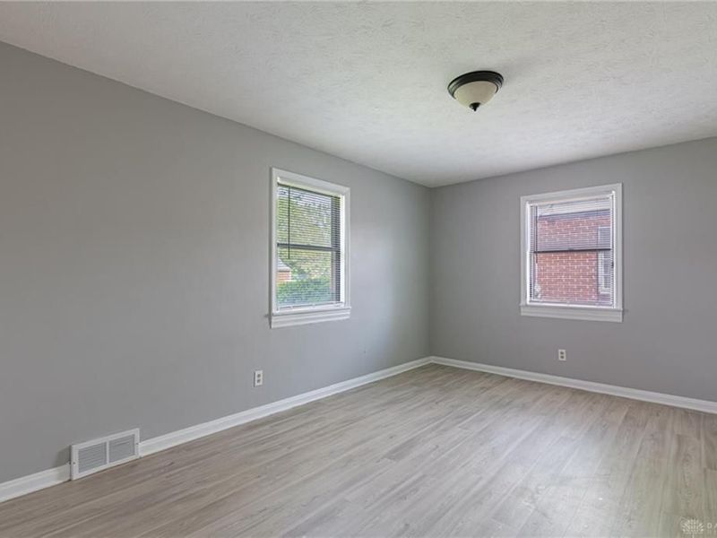 521 Oakview Drive, Dayton, OH 45429 Photo 13